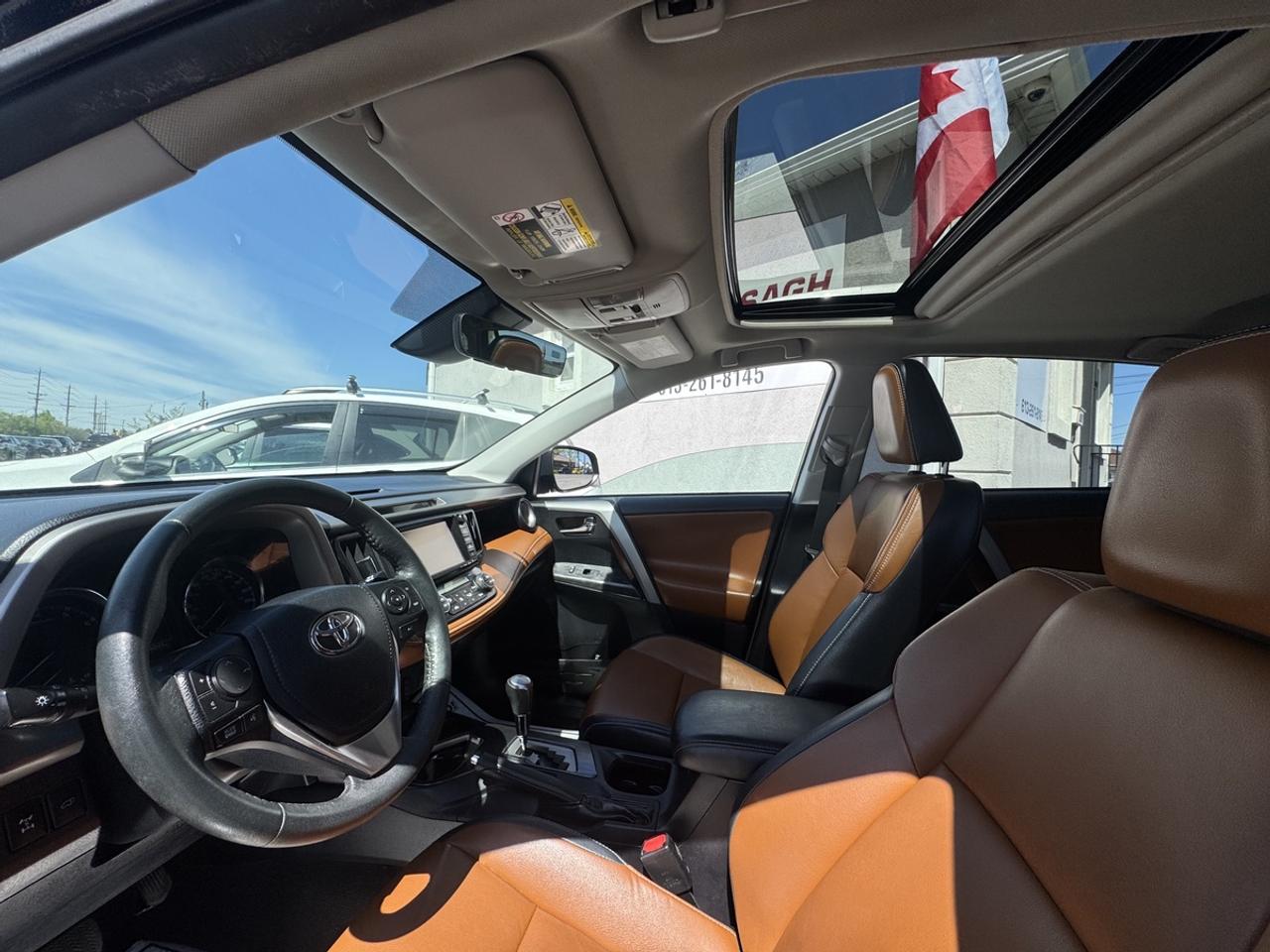 2017 Toyota RAV4 LIMITED AWD PLATINUM Photo