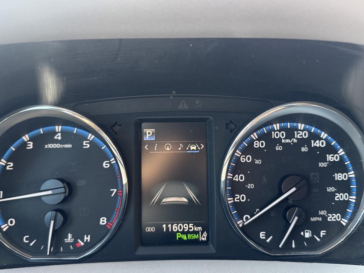 2017 Toyota RAV4 LIMITED AWD PLATINUM Photo