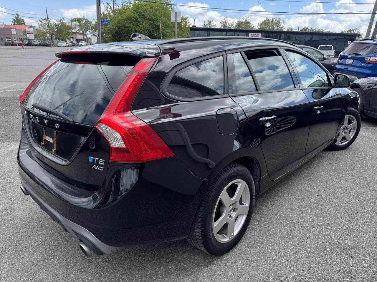 2018 Volvo V60 Dynamic Photo