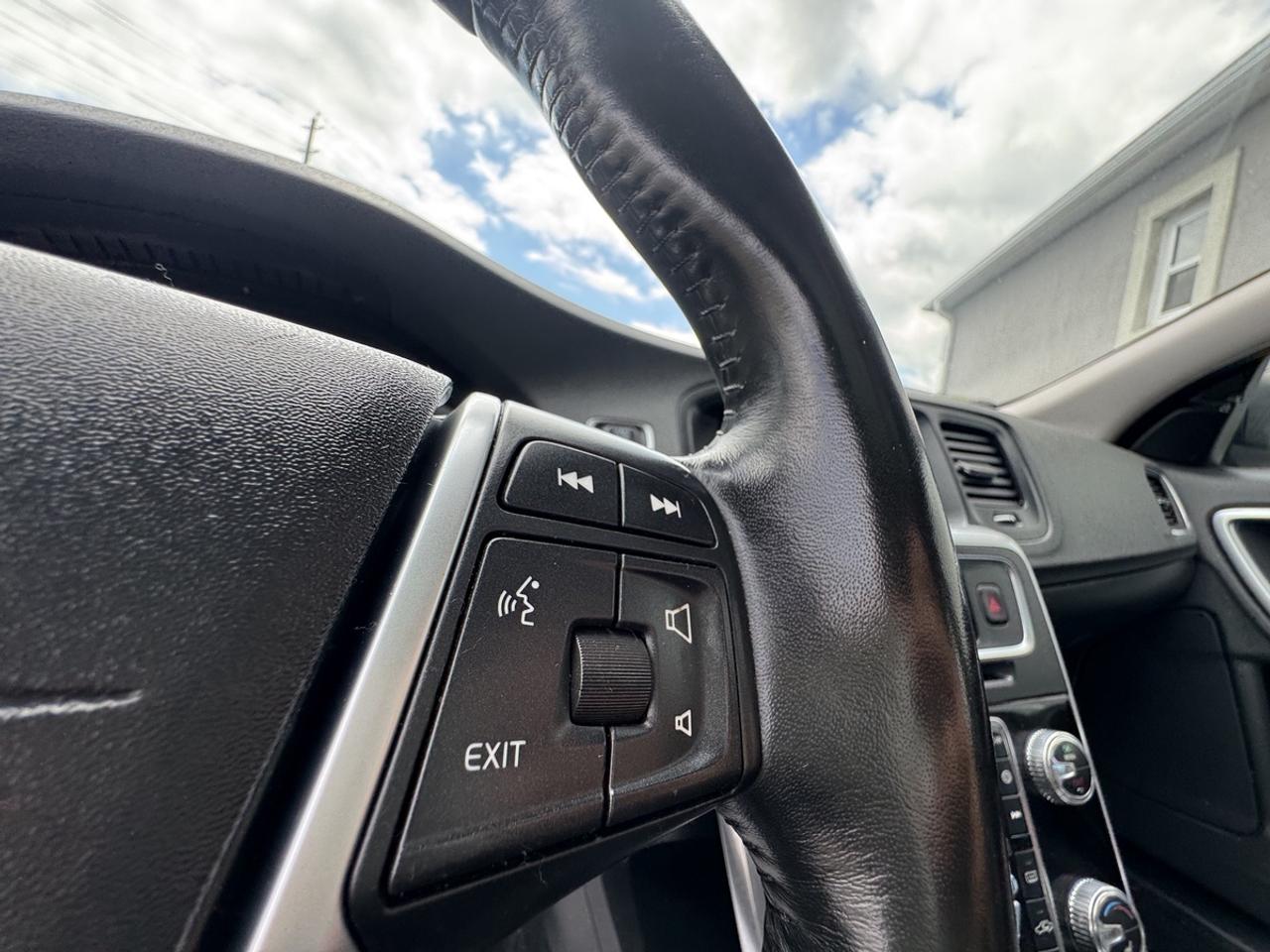 2018 Volvo V60 Dynamic Photo