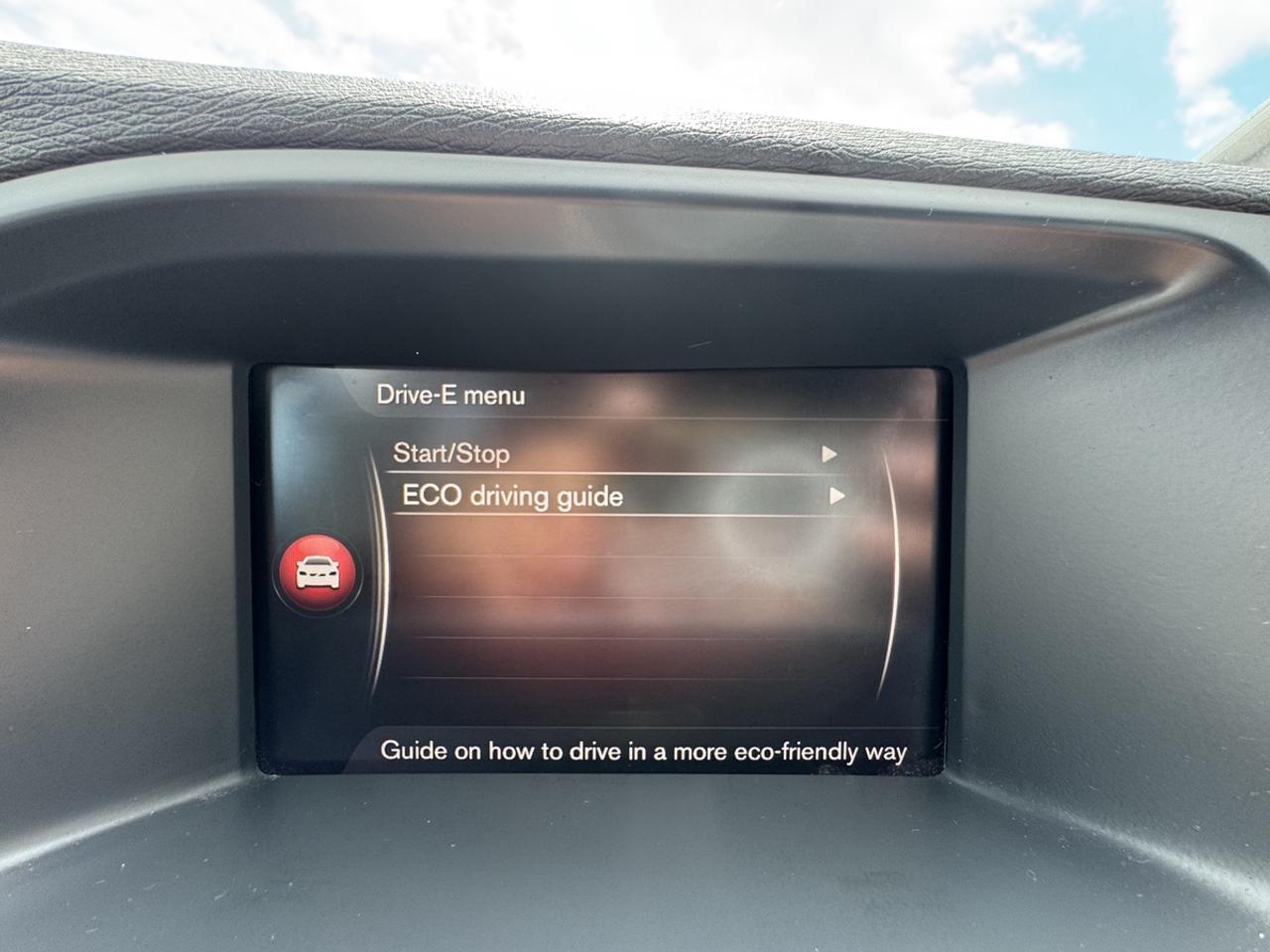 2018 Volvo V60 Dynamic Photo