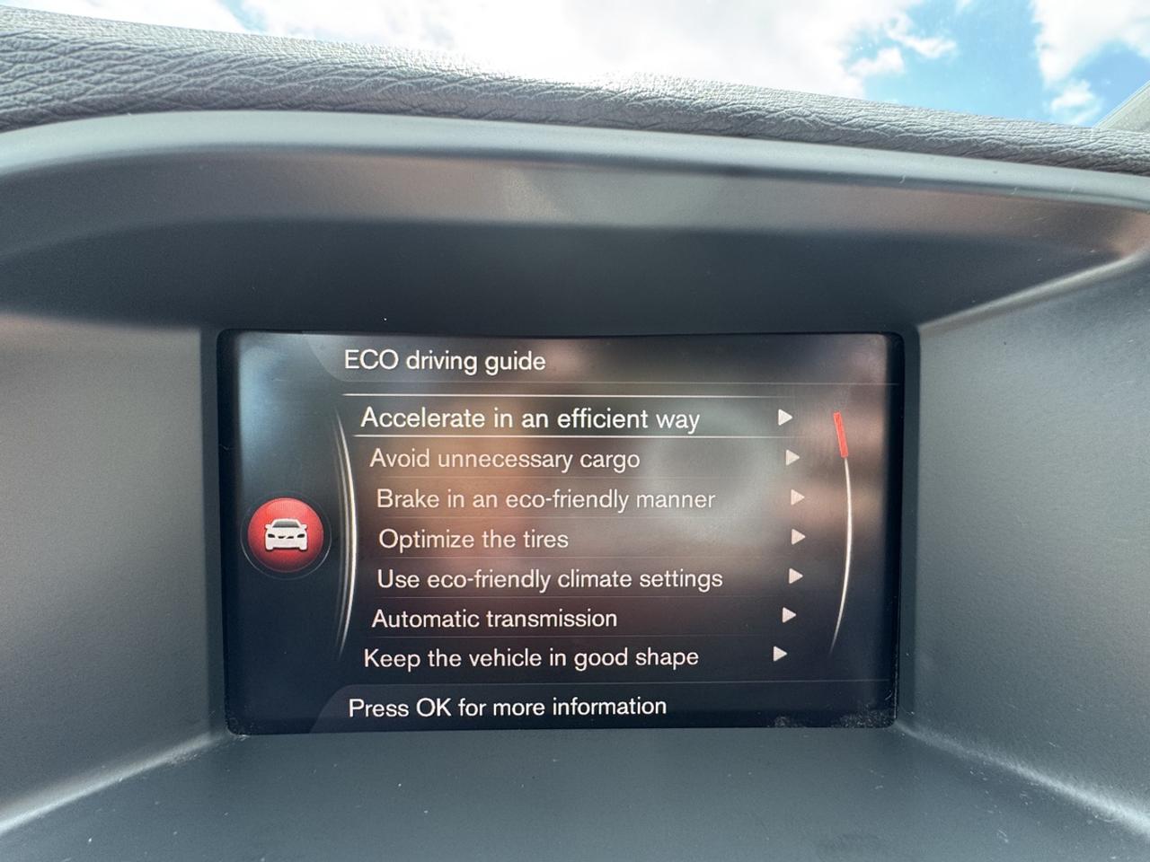 2018 Volvo V60 Dynamic Photo