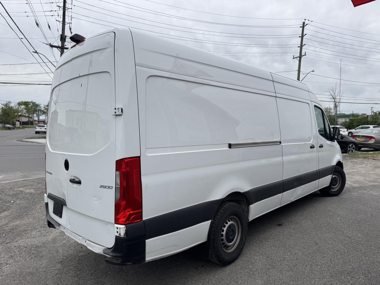 2024 Mercedes-Benz Sprinter 2500 Photo