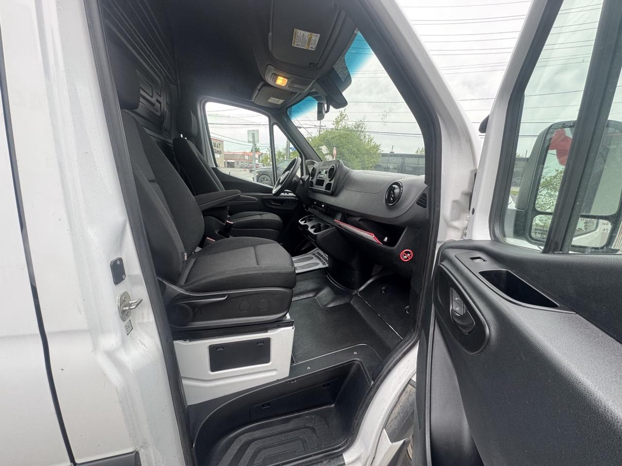 2024 Mercedes-Benz Sprinter 2500 Photo
