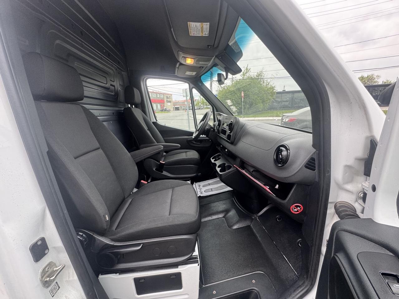 2024 Mercedes-Benz Sprinter 2500 Photo