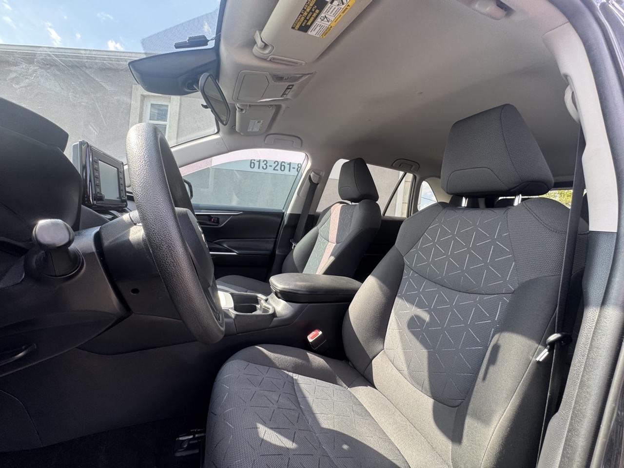 2021 Toyota RAV4 LE Hybrid AWD Photo