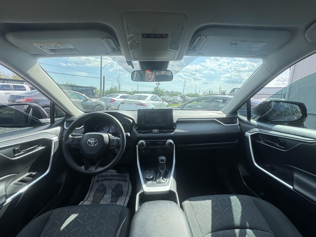 2021 Toyota RAV4 LE Hybrid AWD Photo
