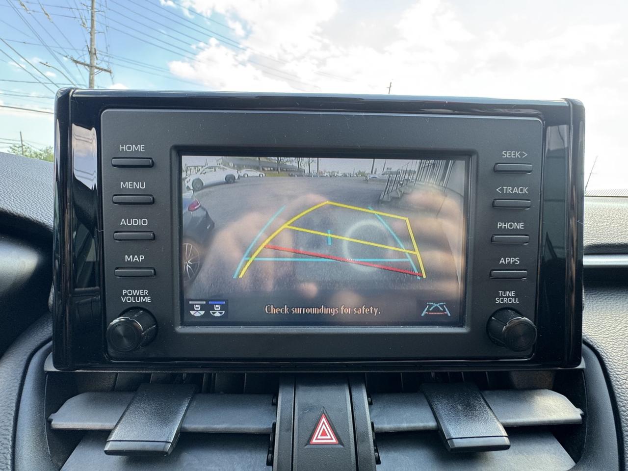 2021 Toyota RAV4 LE Hybrid AWD Photo