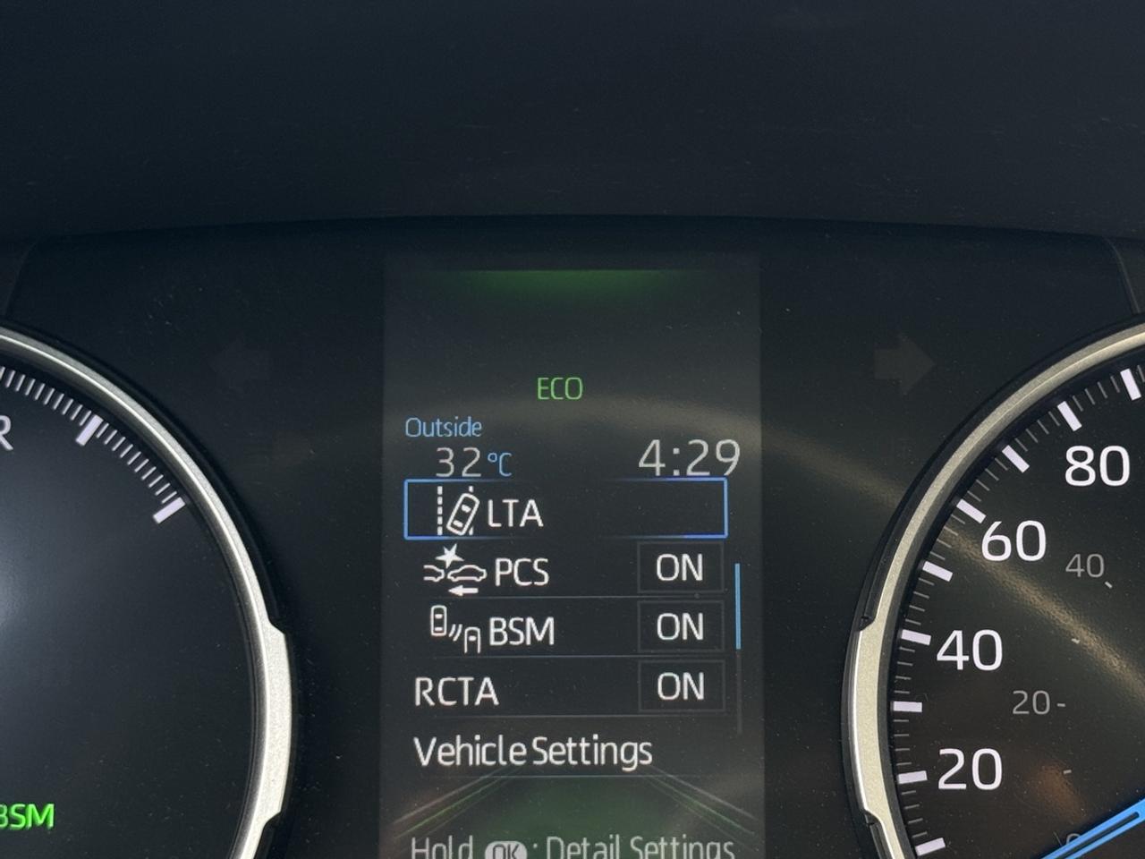 2021 Toyota RAV4 LE Hybrid AWD Photo