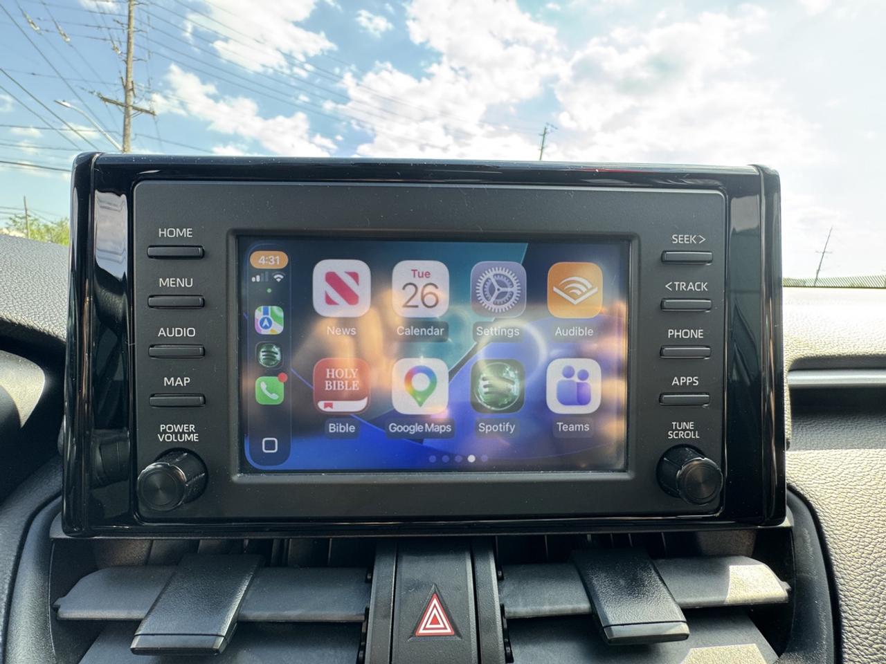 2021 Toyota RAV4 LE Hybrid AWD Photo