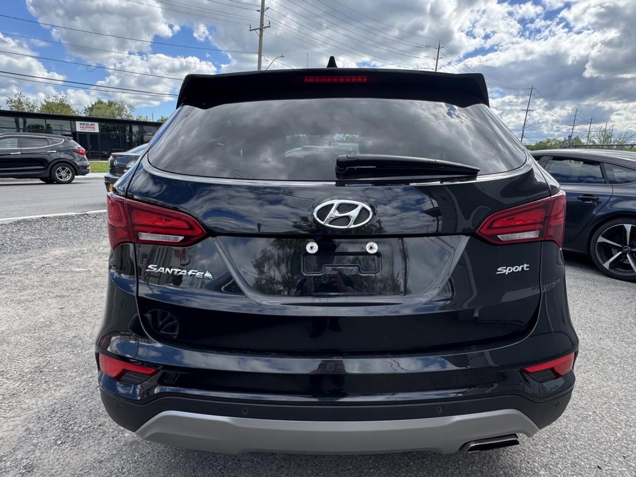 2017 Hyundai Santa Fe Sport Sport Premium Photo