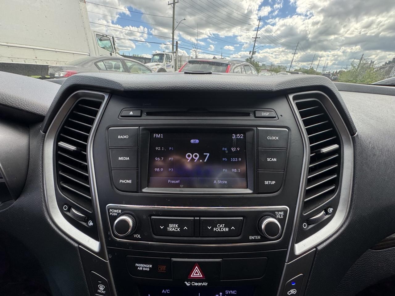2017 Hyundai Santa Fe Sport Sport Premium Photo