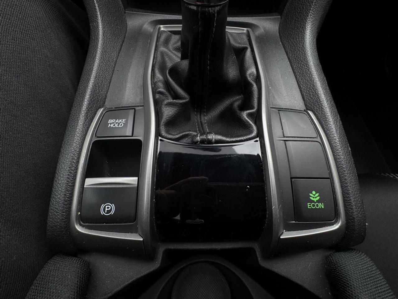 2018 Honda Civic Sport Photo