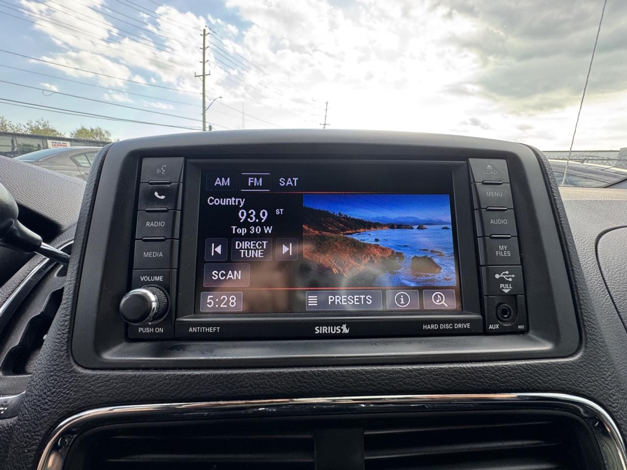 2019 Dodge Grand Caravan SXT Photo