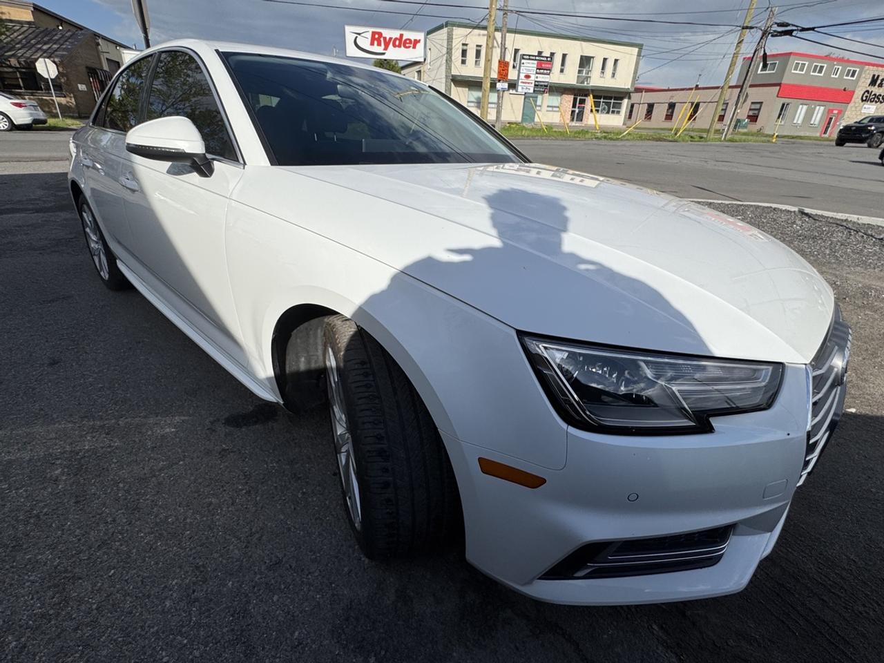 2018 Audi A4 Premium Photo