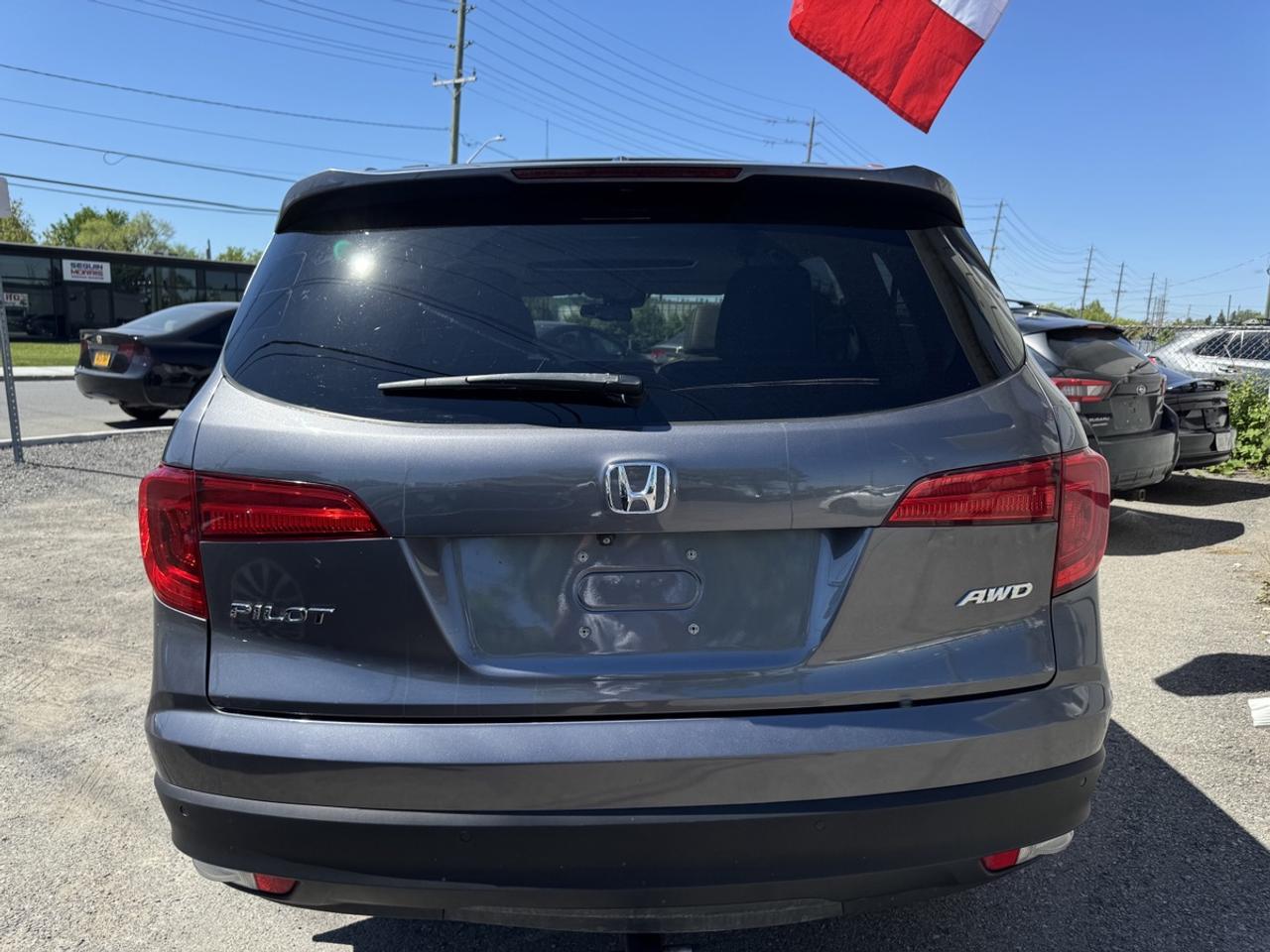 2017 Honda Pilot EX L Photo