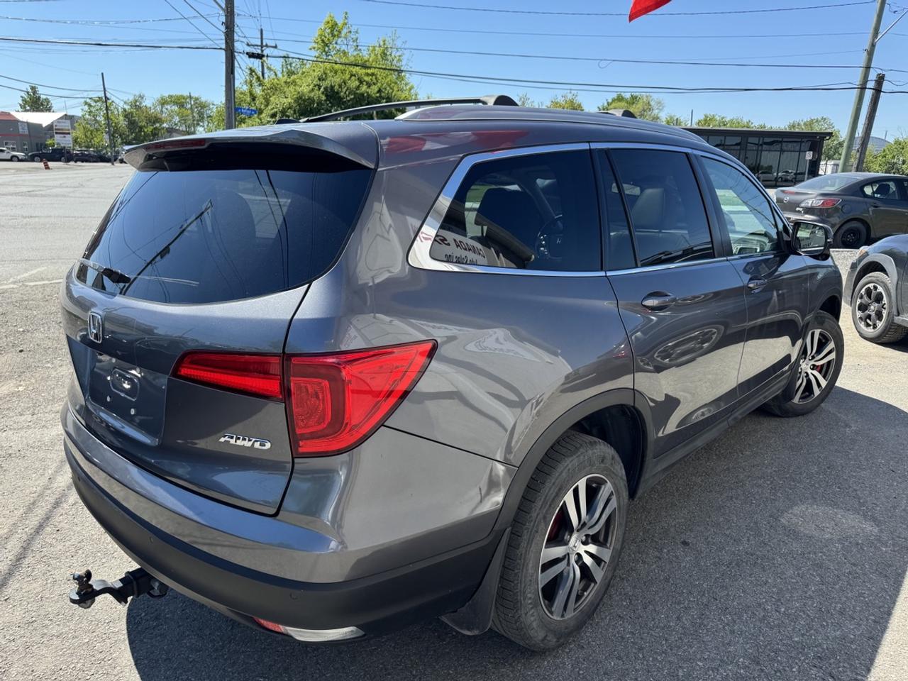 2017 Honda Pilot EX L Photo3