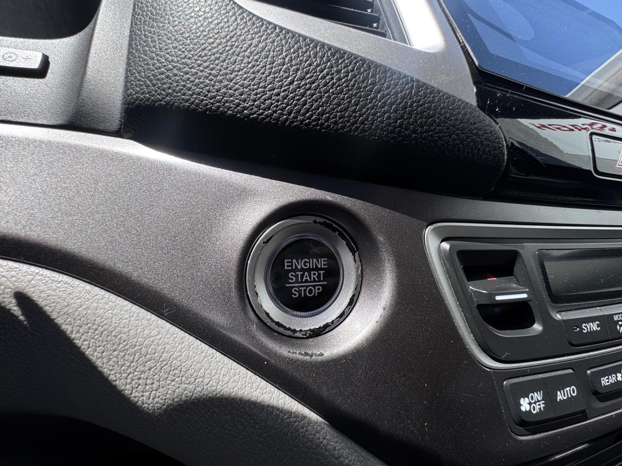 2017 Honda Pilot EX L Photo