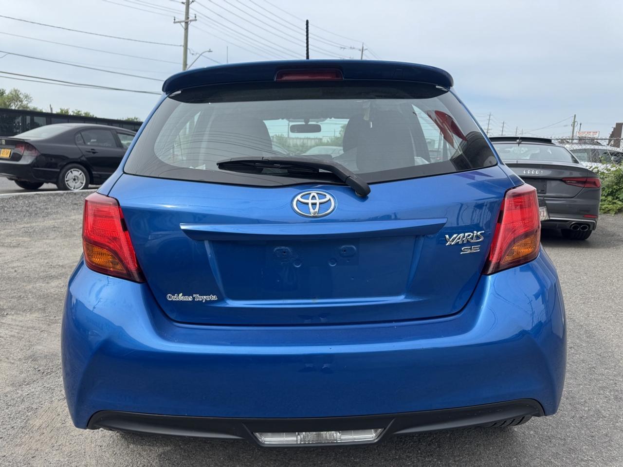 2016 Toyota Yaris SE Photo