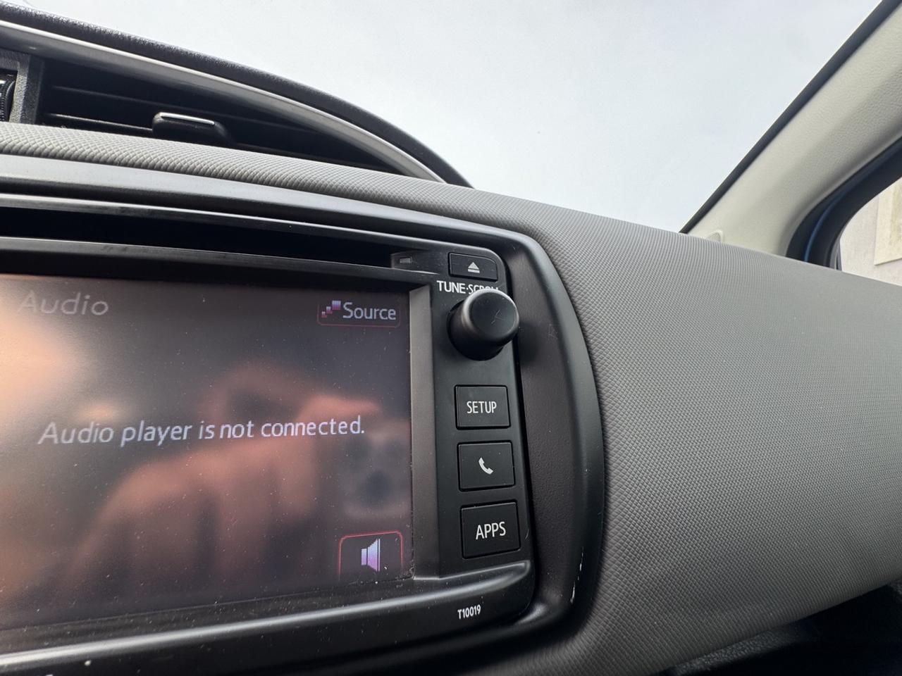 2016 Toyota Yaris SE Photo