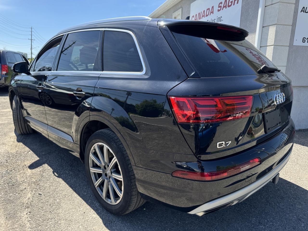 2017 Audi Q7  Photo4