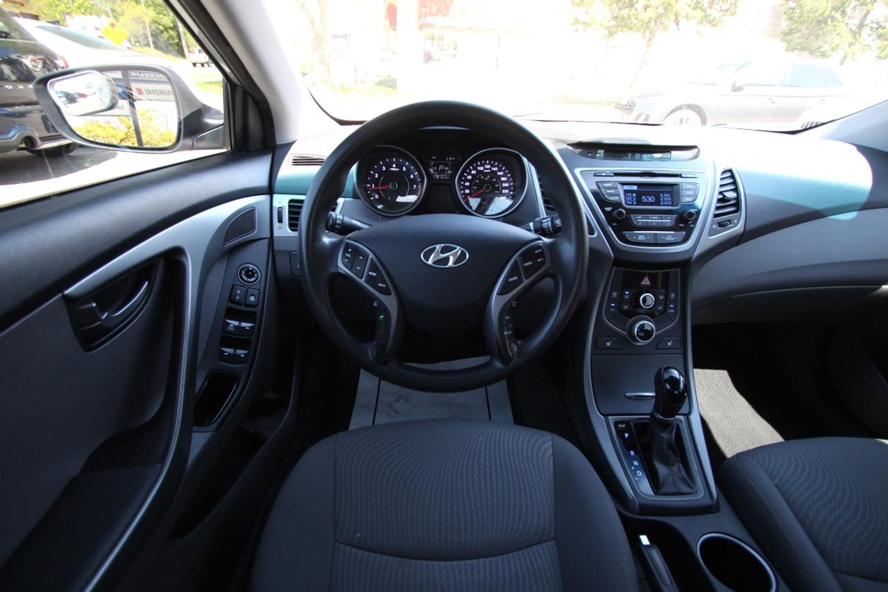 2014 Hyundai Elantra Limited Photo