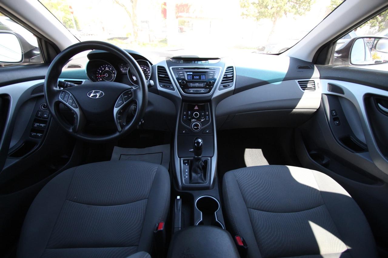 2014 Hyundai Elantra Limited Photo