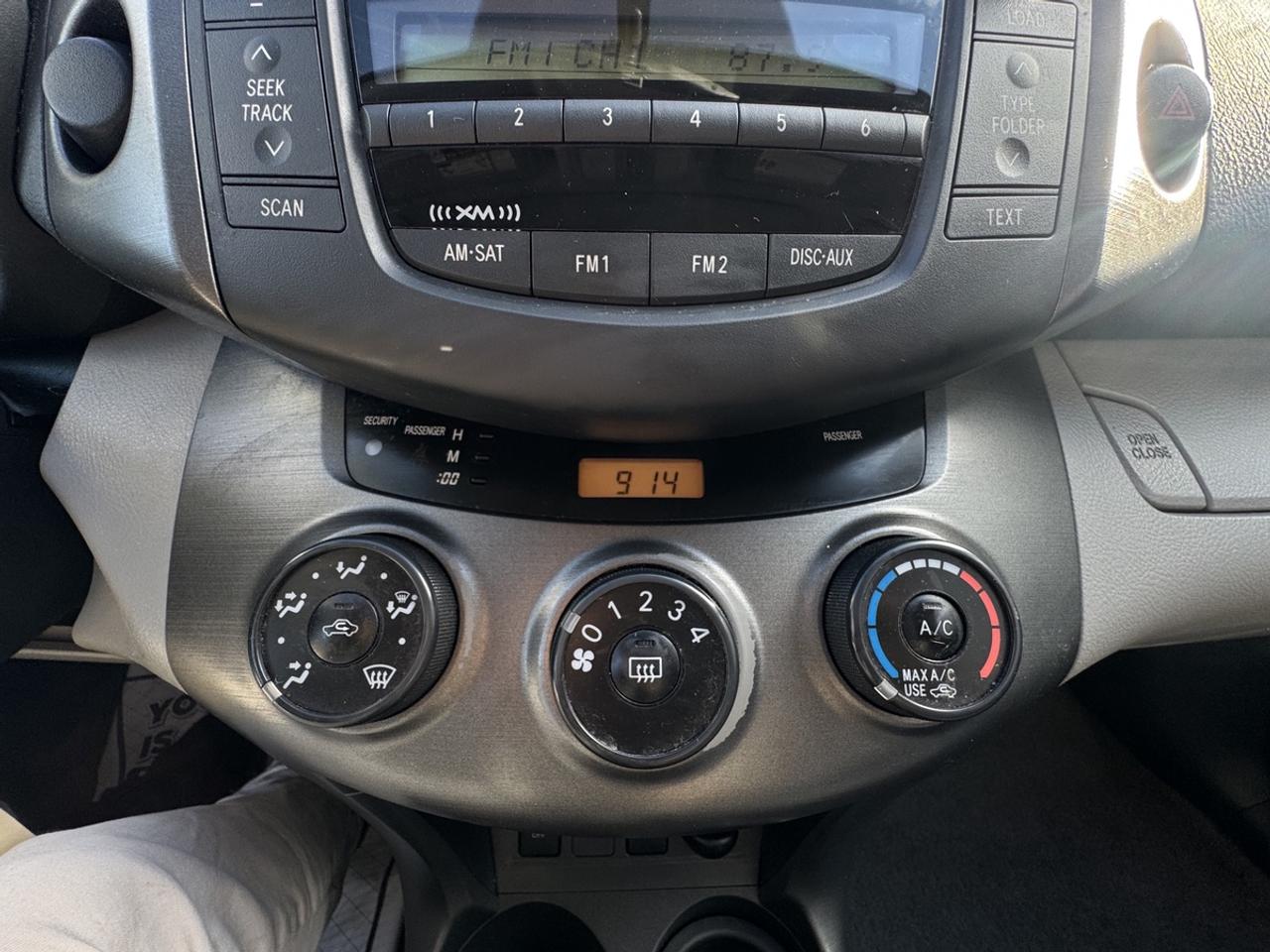 2011 Toyota RAV4 BASE Photo