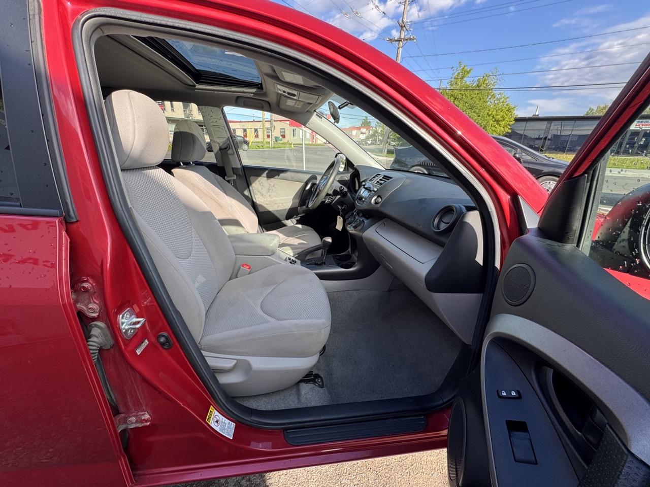 2011 Toyota RAV4 BASE Photo
