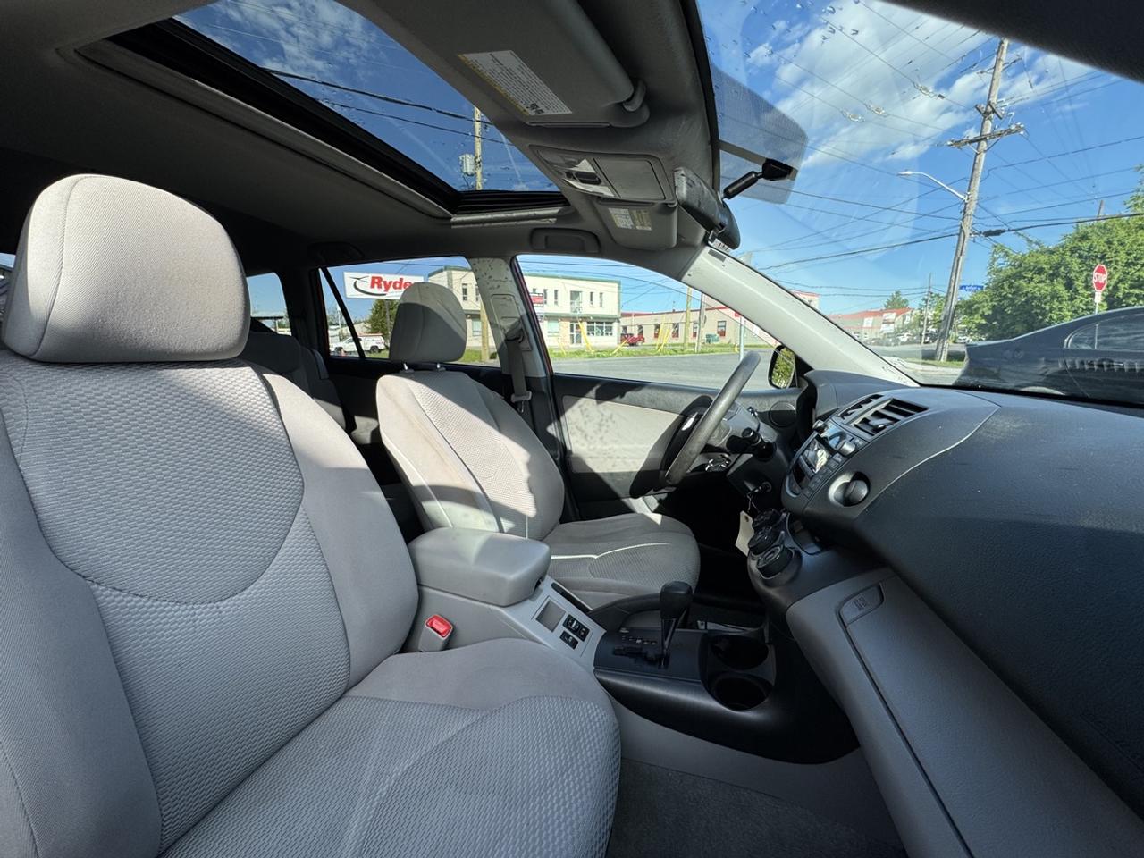 2011 Toyota RAV4 BASE Photo