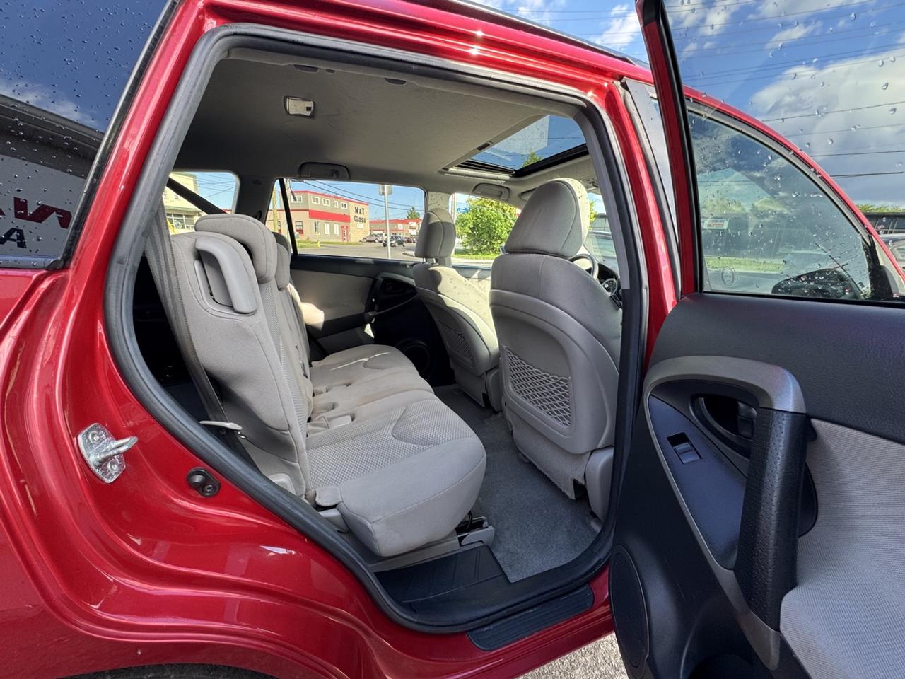 2011 Toyota RAV4 BASE Photo