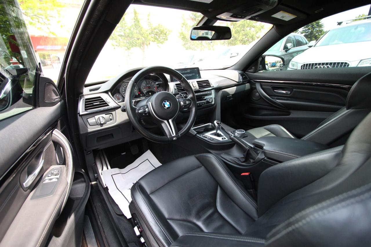2016 BMW M4 - NO ACCIDENTS, ONTARIO REGISTERED Photo