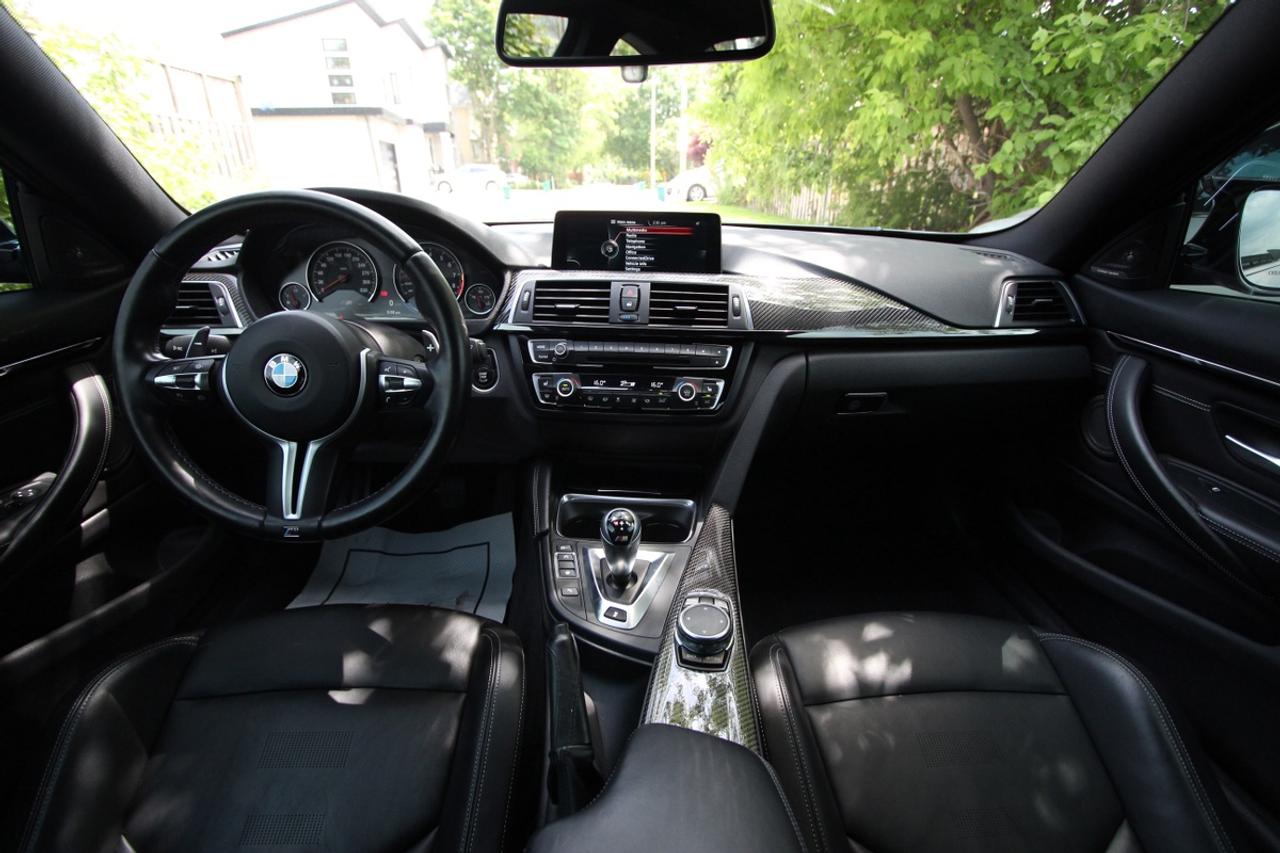 2016 BMW M4 - NO ACCIDENTS, ONTARIO REGISTERED Photo
