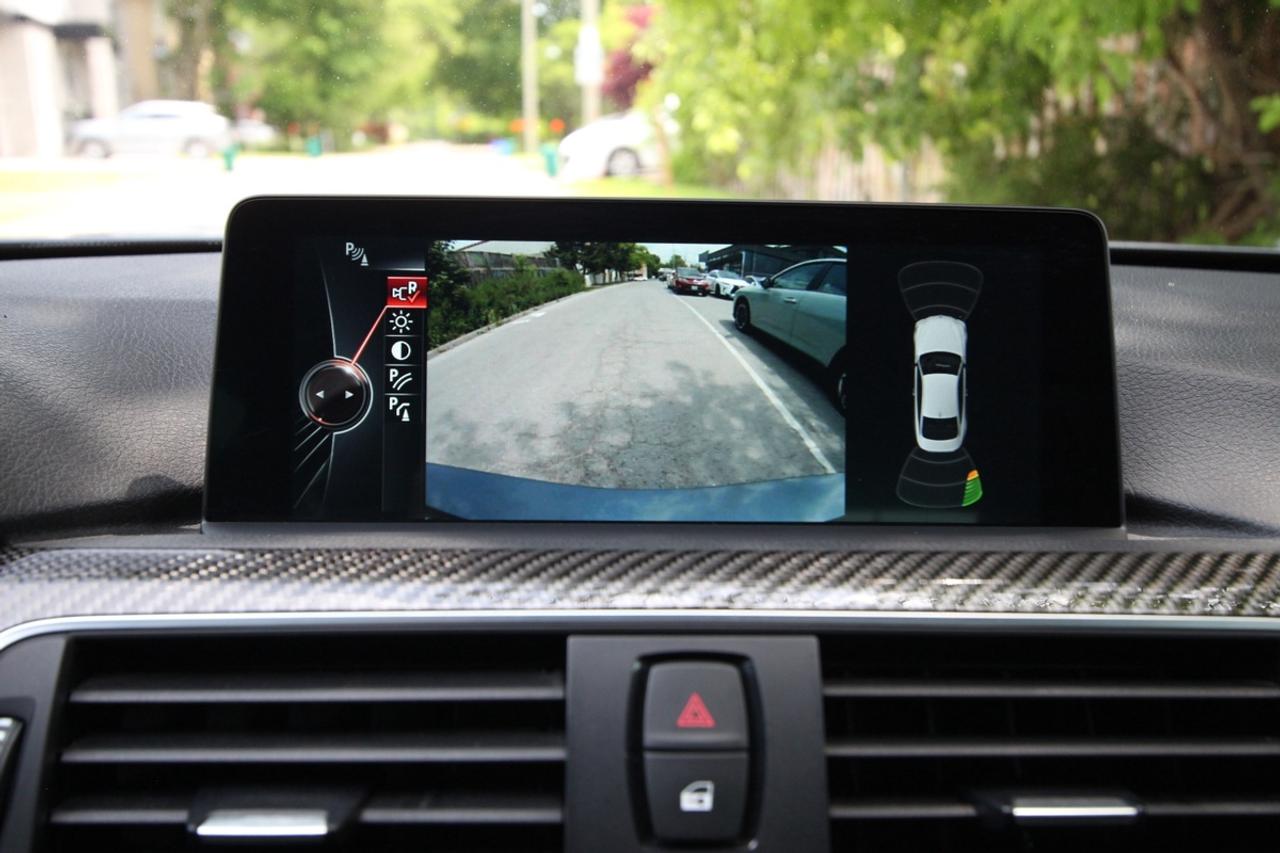2016 BMW M4 - NO ACCIDENTS, ONTARIO REGISTERED Photo
