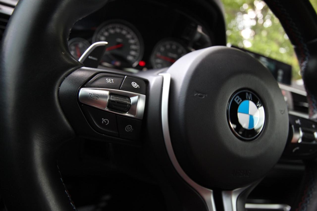2016 BMW M4 - NO ACCIDENTS, ONTARIO REGISTERED Photo