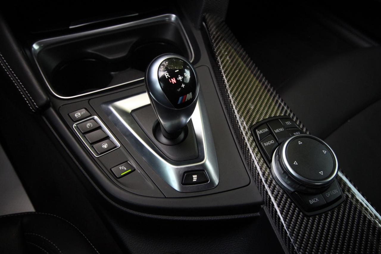 2016 BMW M4 - NO ACCIDENTS, ONTARIO REGISTERED Photo