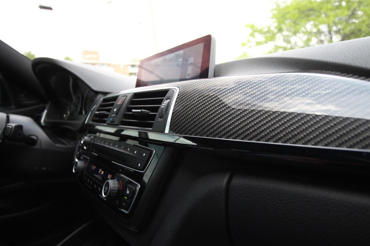 2016 BMW M4 - NO ACCIDENTS, ONTARIO REGISTERED Photo