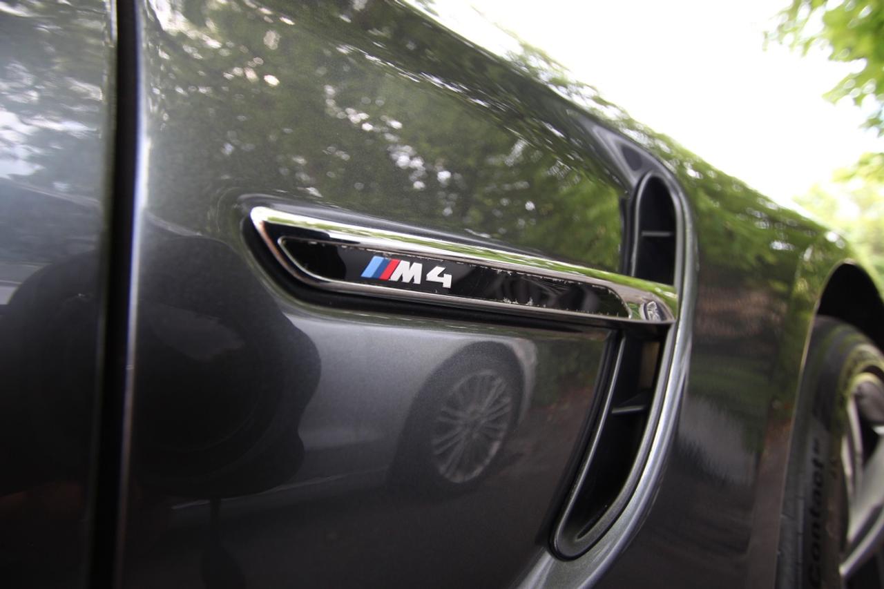 2016 BMW M4 - NO ACCIDENTS, ONTARIO REGISTERED Photo