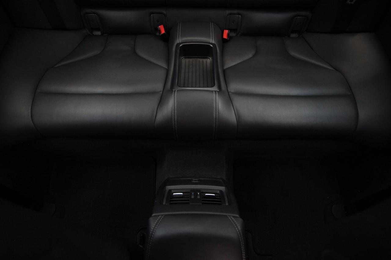 2016 BMW M4 - NO ACCIDENTS, ONTARIO REGISTERED Photo