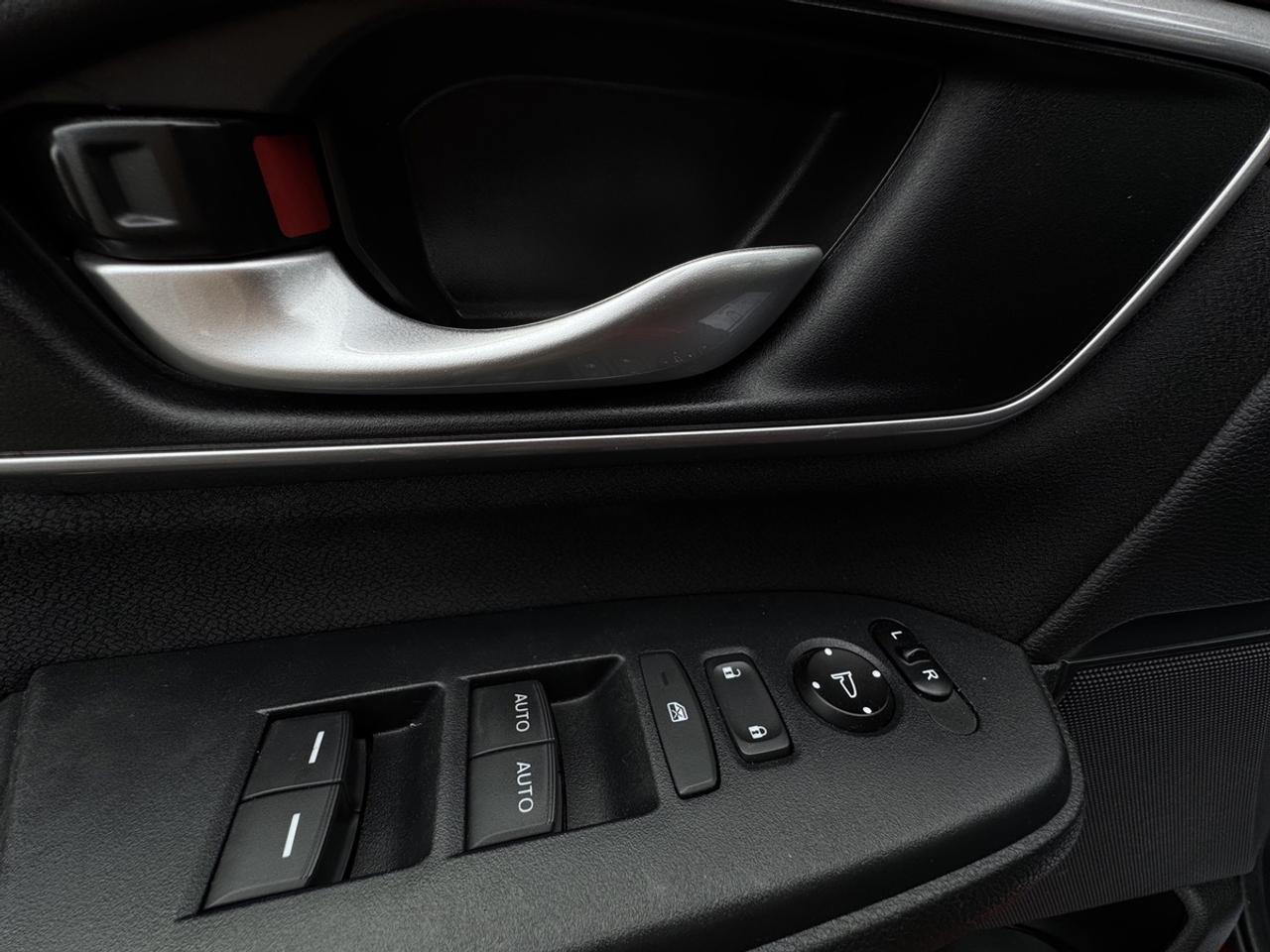 2017 Honda CR-V EX Photo