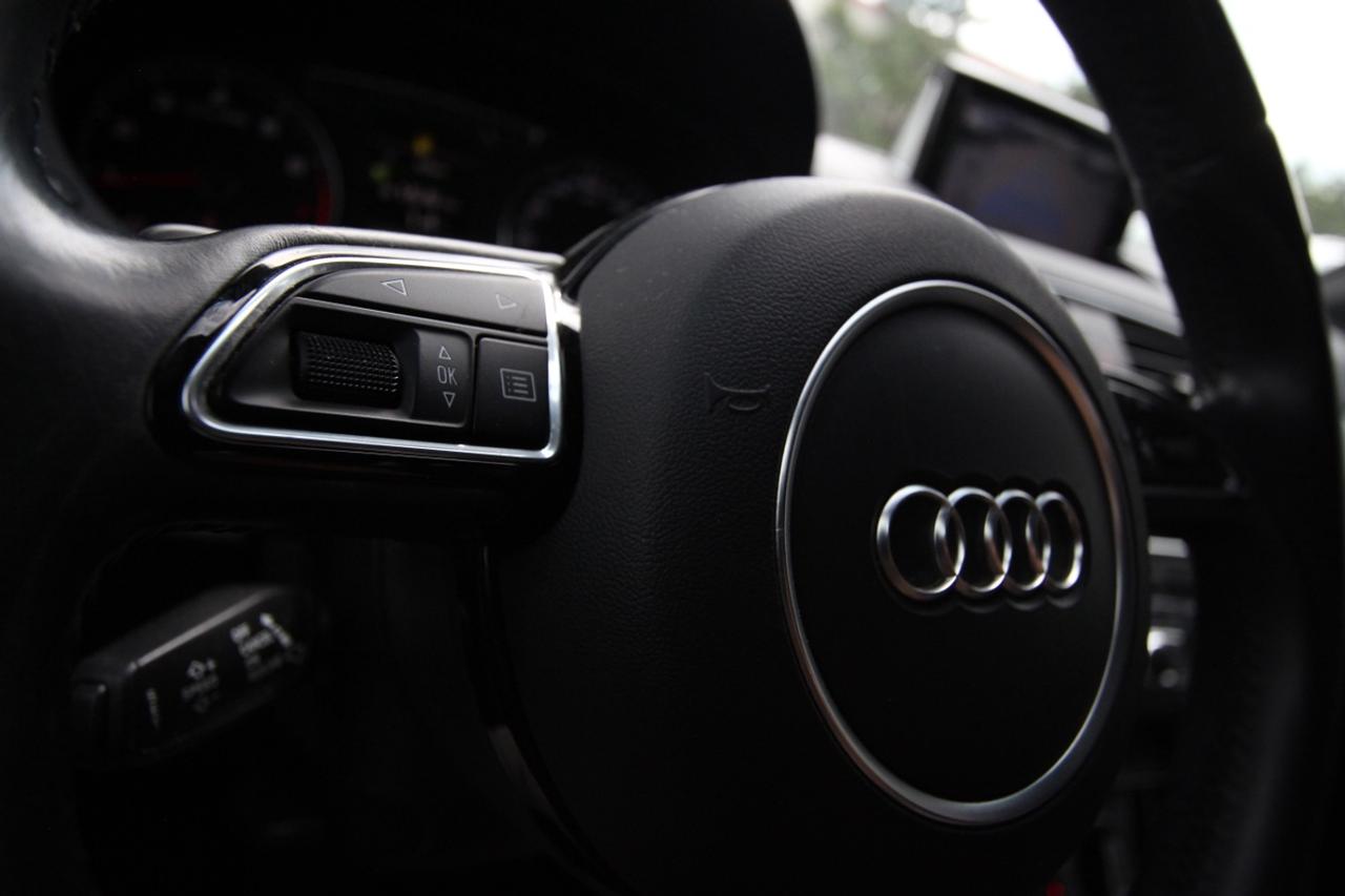 2017 Audi Q3 Premium Plus - NO ACCIDENTS ONTARIO REGISTERED Photo