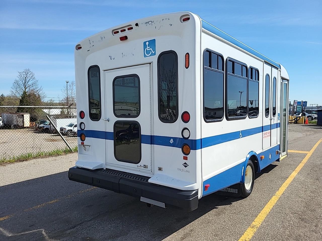 2019 Ford E-Series E 350 WheelChair Van/Bus Pwr Ramp 6passengers158" Photo