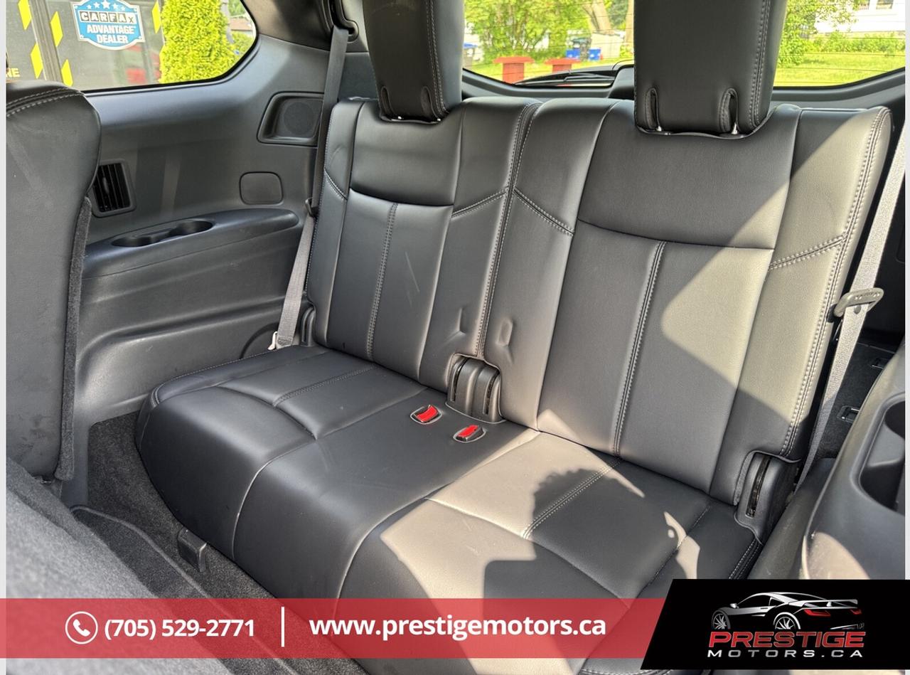2018 Nissan Pathfinder SL Photo