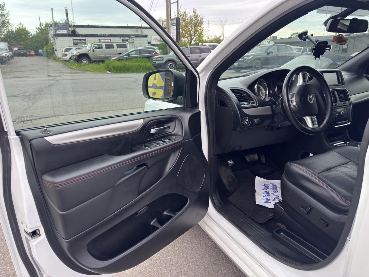 2019 Dodge Grand Caravan GT Photo