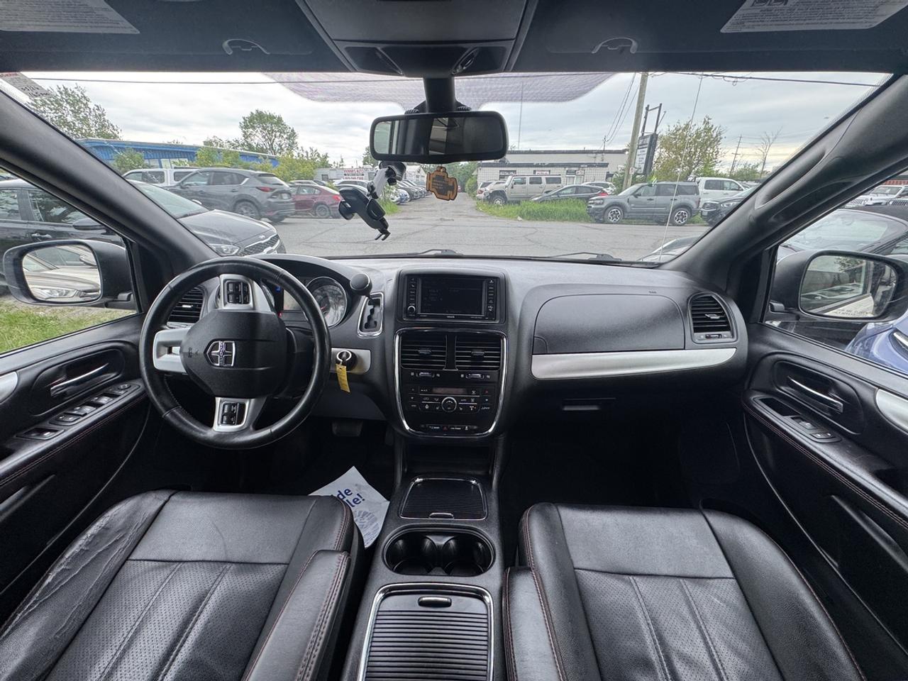2019 Dodge Grand Caravan GT Photo