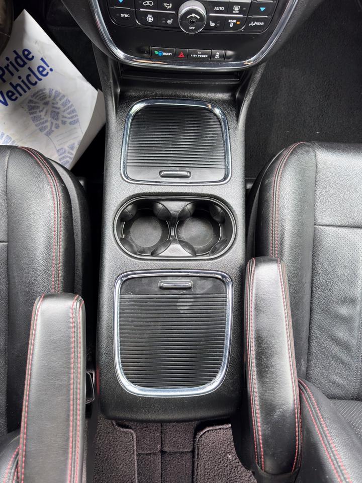 2019 Dodge Grand Caravan GT Photo