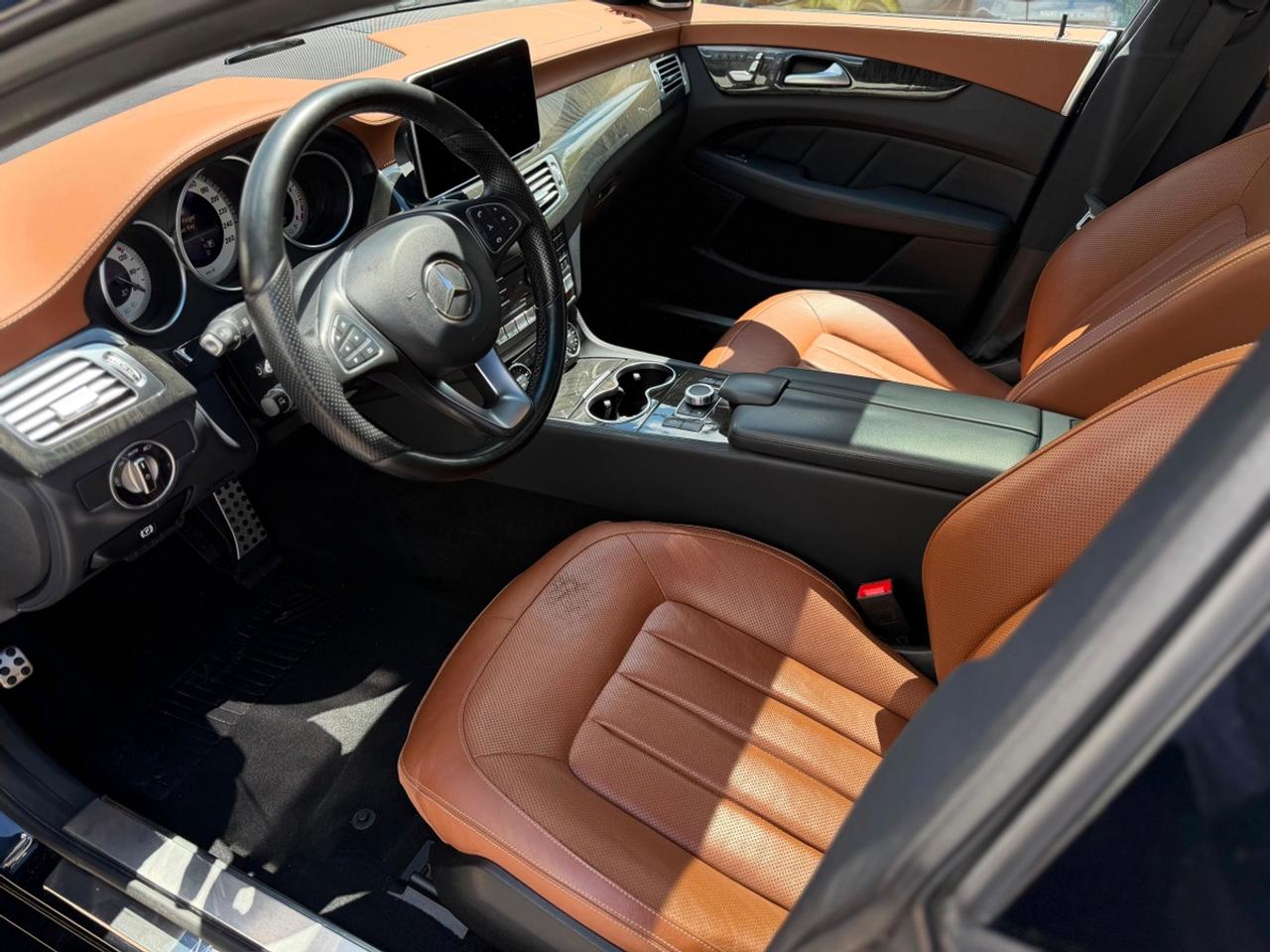 2017 Mercedes-Benz CLS-Class CLS550|AMG PCKG|DISTRONIC+ Photo