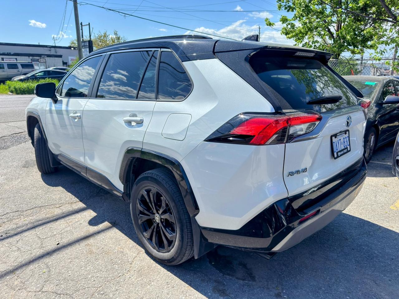 2024 Toyota RAV4 XSE Photo3