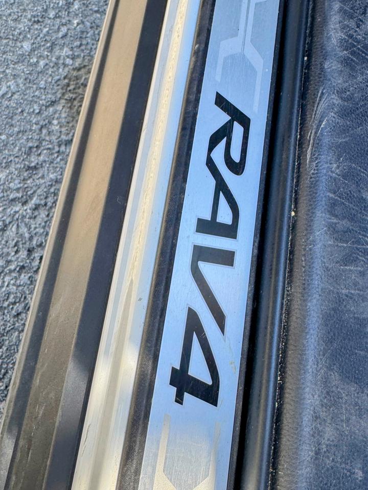 2024 Toyota RAV4 XSE Photo