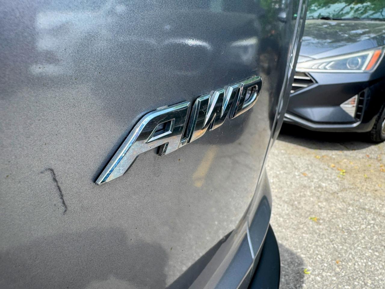 2018 Honda CR-V LX Photo4